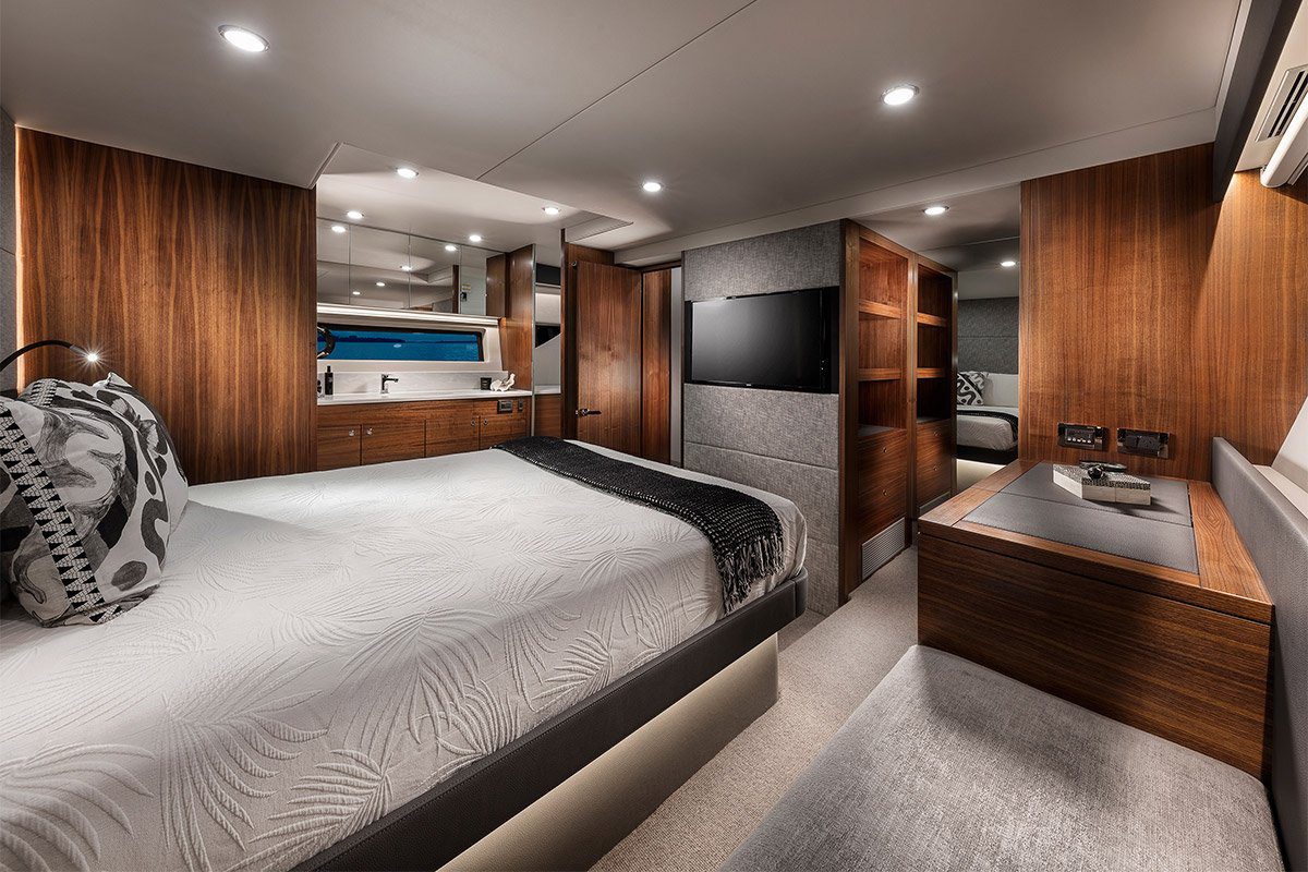 Maritimo X60 luxury sports motor yacht