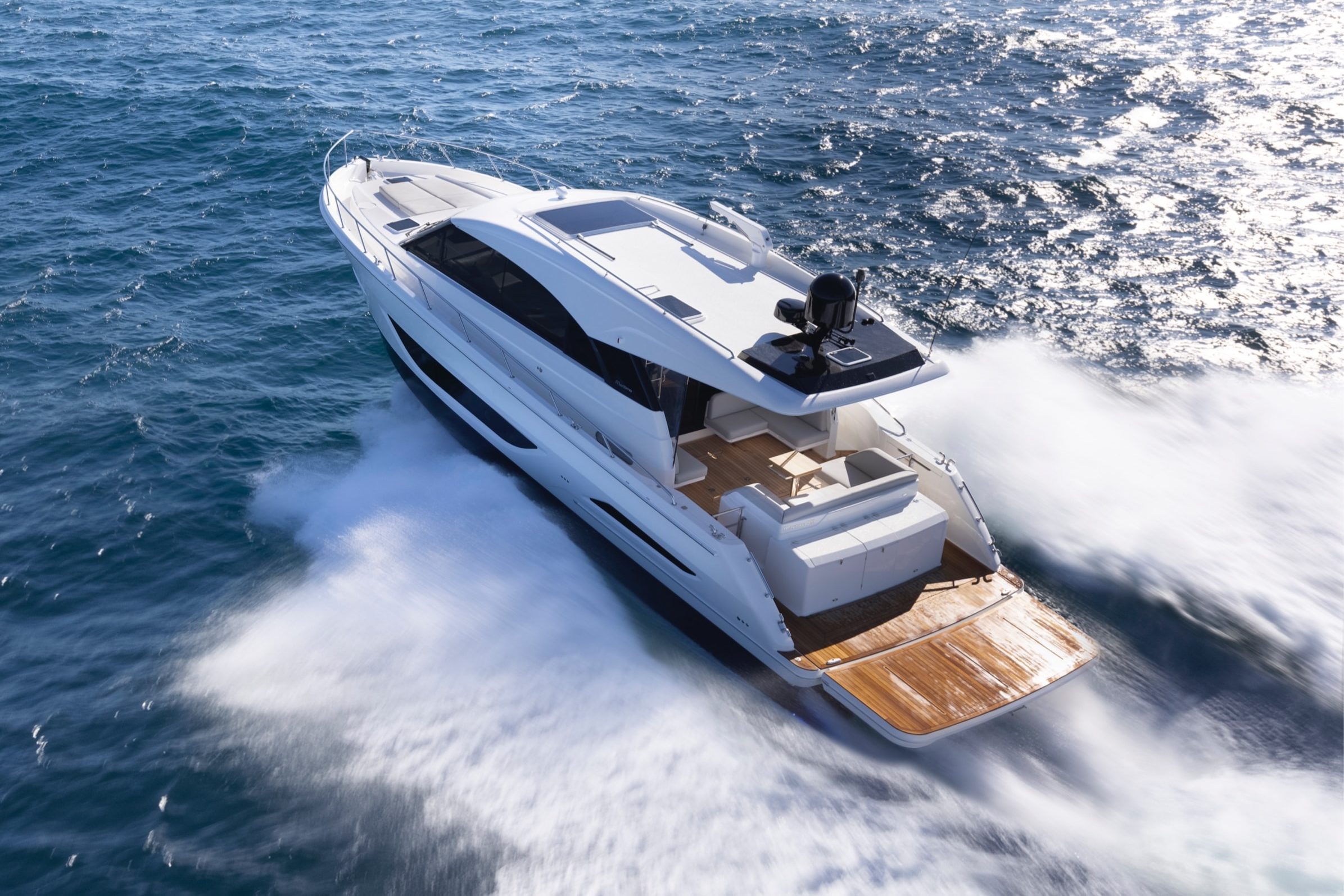 Maritimo S55 - HARDTOP UTILITY DECK