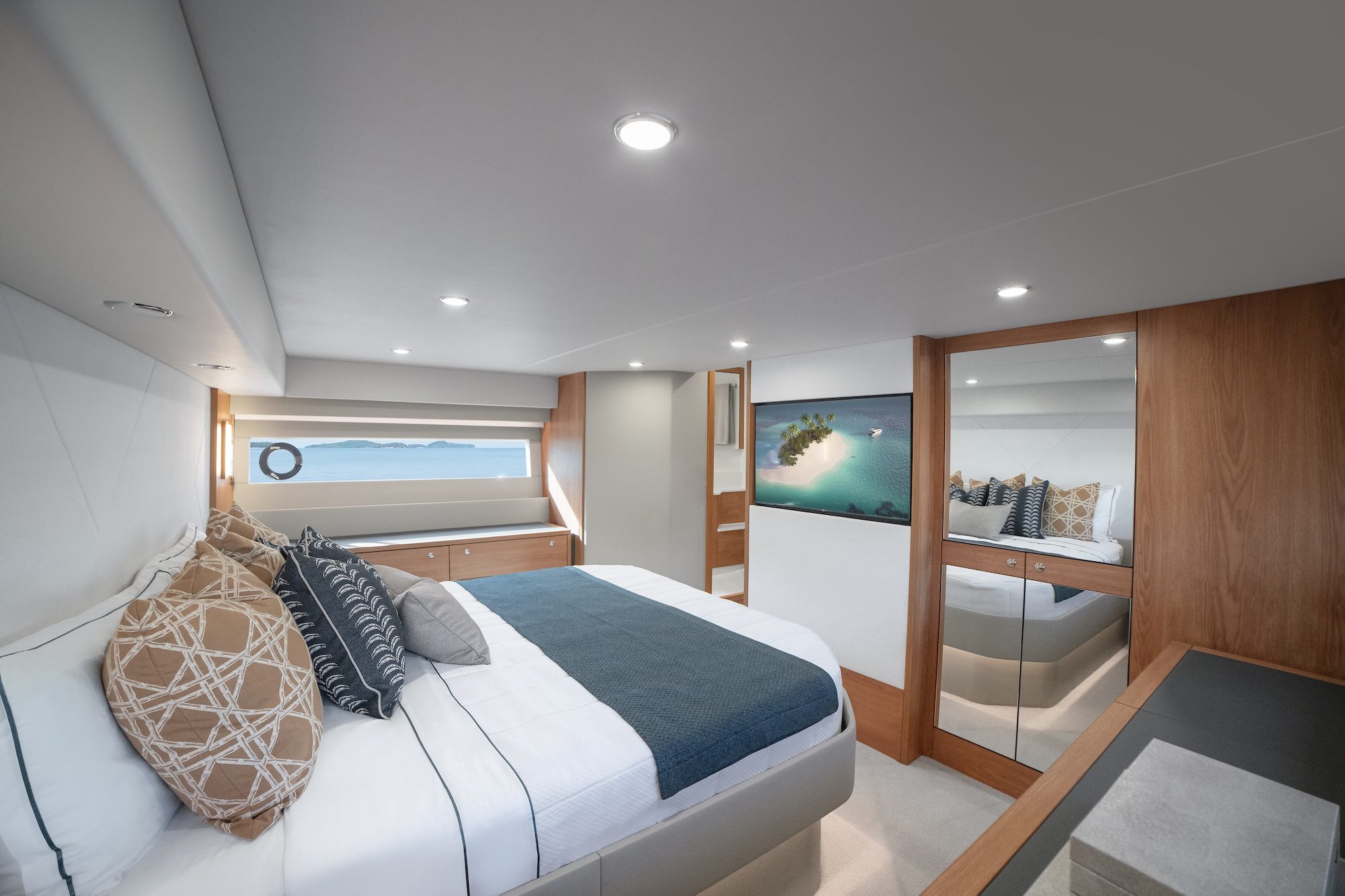 ALLURING ACCOMMODATION